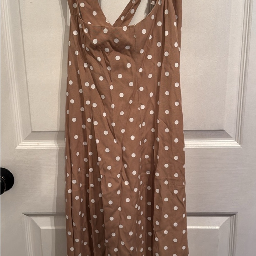 Elegant Strapless Polka Dot Dress - Tan and White